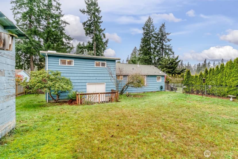 Property photo for 18123 60th Avenue W, Lynnwood photo 23