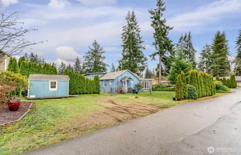 Property photo for 18123 60th Avenue W, Lynnwood photo 24