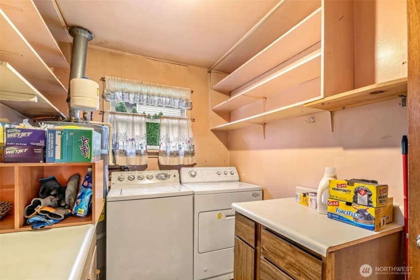 Property photo for 18123 60th Avenue W, Lynnwood photo 19