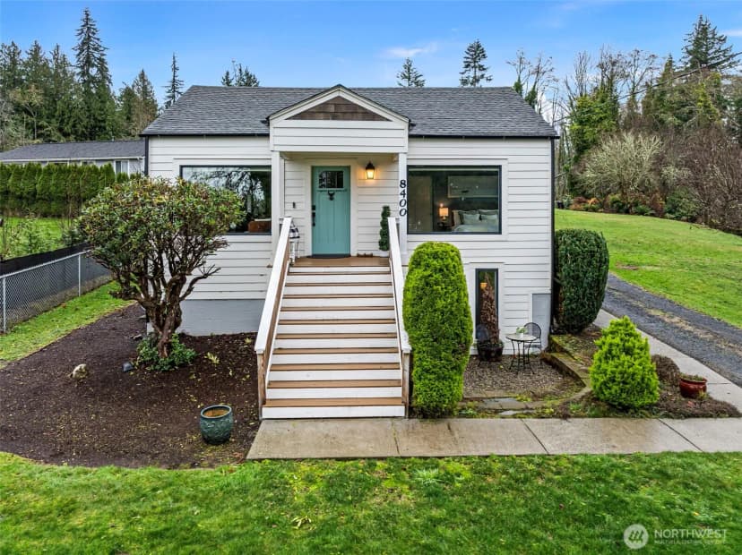 Property photo for 8400 Se Berry Street, Port Orchard