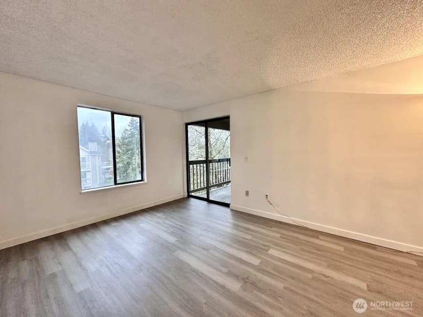 Property photo for 611 Sw 5th Court #a401, Renton photo 8