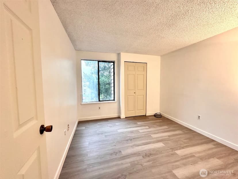 Property photo for 611 Sw 5th Court #a401, Renton photo 15