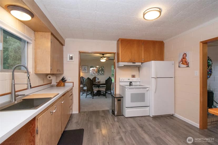 Property photo for 163 Cliff Robinson Lane, Sequim photo 12