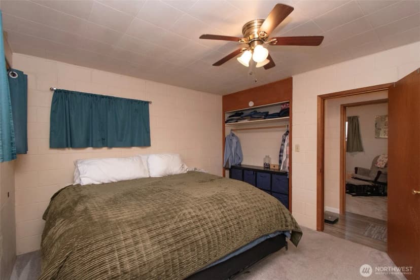 Property photo for 163 Cliff Robinson Lane, Sequim photo 22