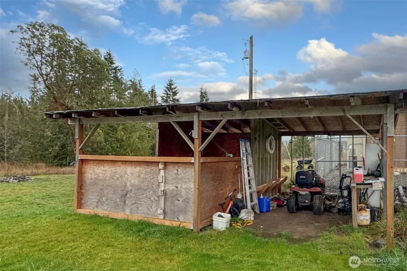Property photo for 163 Cliff Robinson Lane, Sequim photo 30
