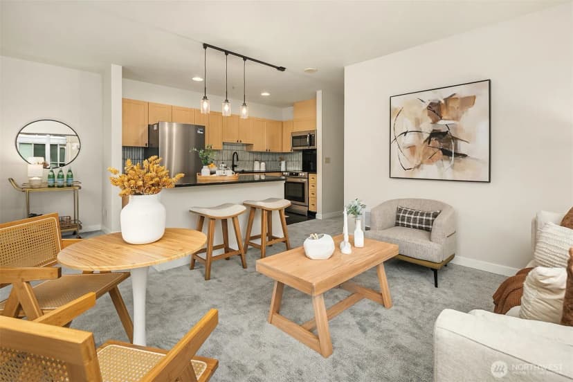 Property photo for 2717 Western Avenue #638, Seattle photo 7