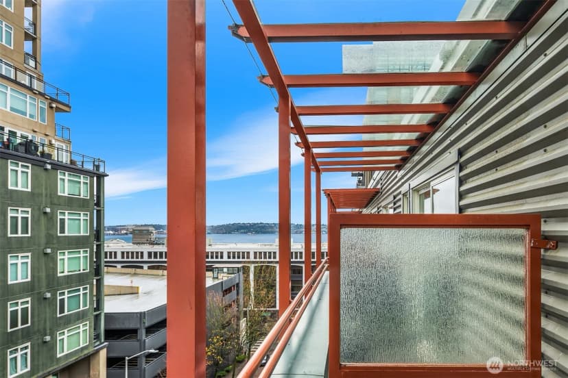 Property photo for 2717 Western Avenue #638, Seattle photo 10