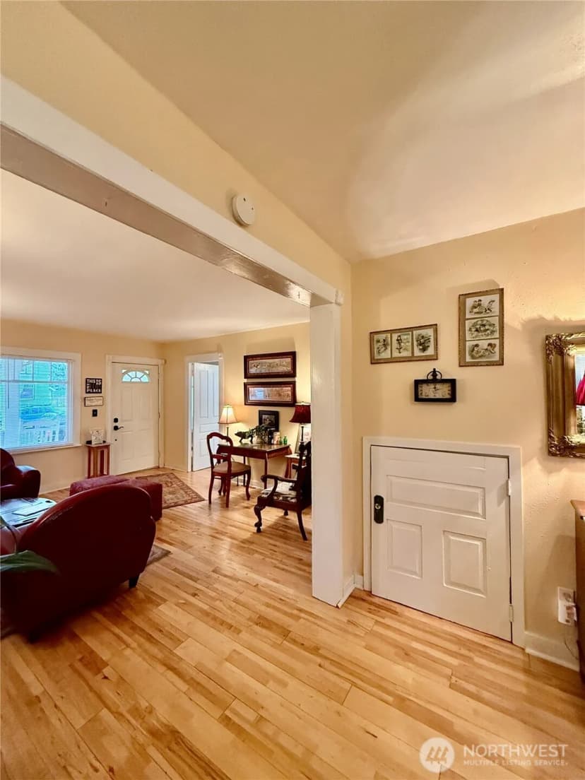 Property photo for 213 E Oak Street, Dayton photo 7