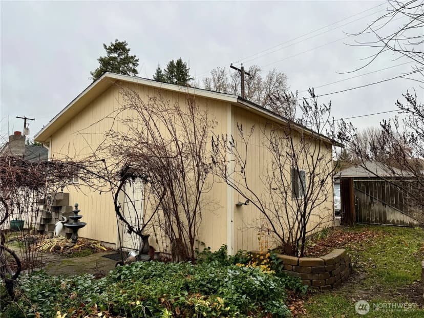 Property photo for 213 E Oak Street, Dayton photo 25