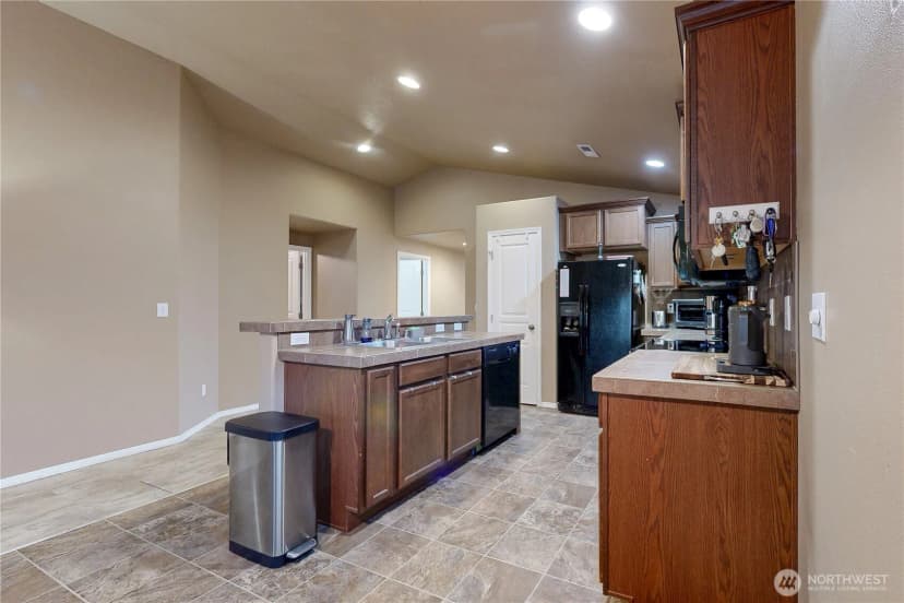 Property photo for 1173 Sw Carver Street, College Place photo 8