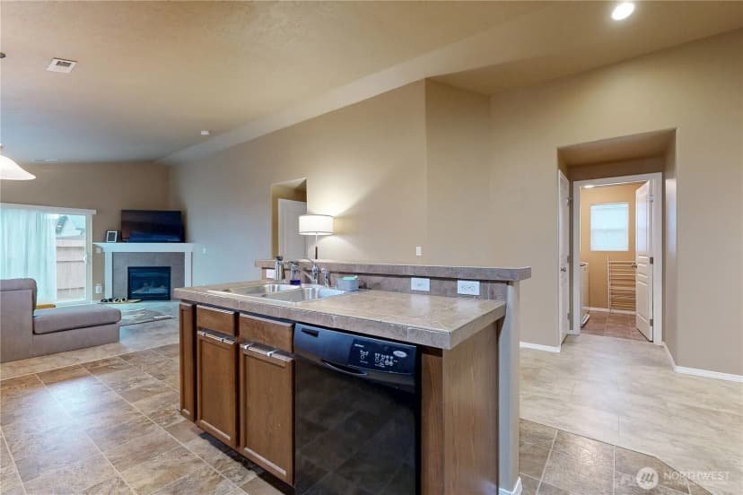 Property photo for 1173 Sw Carver Street, College Place photo 10