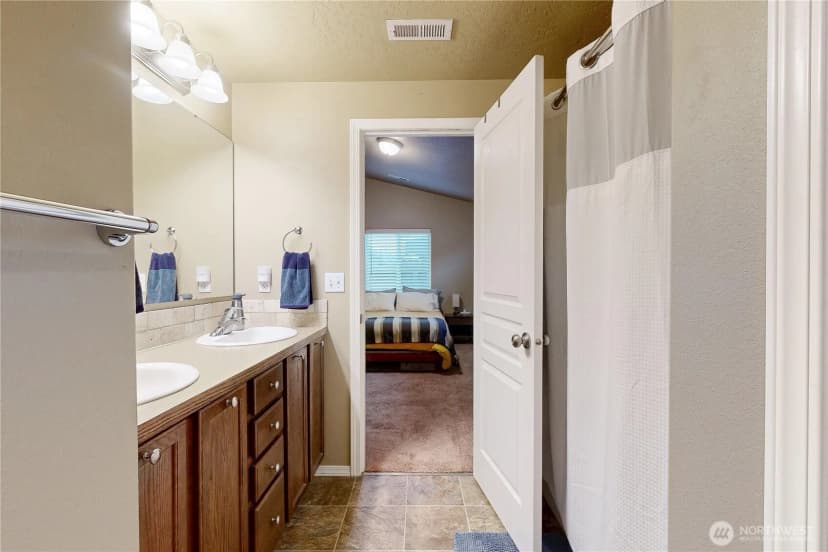 Property photo for 1173 Sw Carver Street, College Place photo 17
