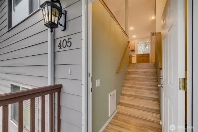 Property photo for 405 Amberwood Circle, Sultan photo 3