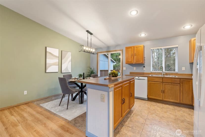 Property photo for 405 Amberwood Circle, Sultan photo 9