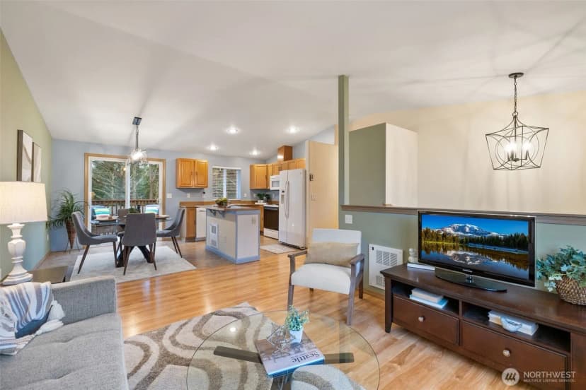 Property photo for 405 Amberwood Circle, Sultan photo 6