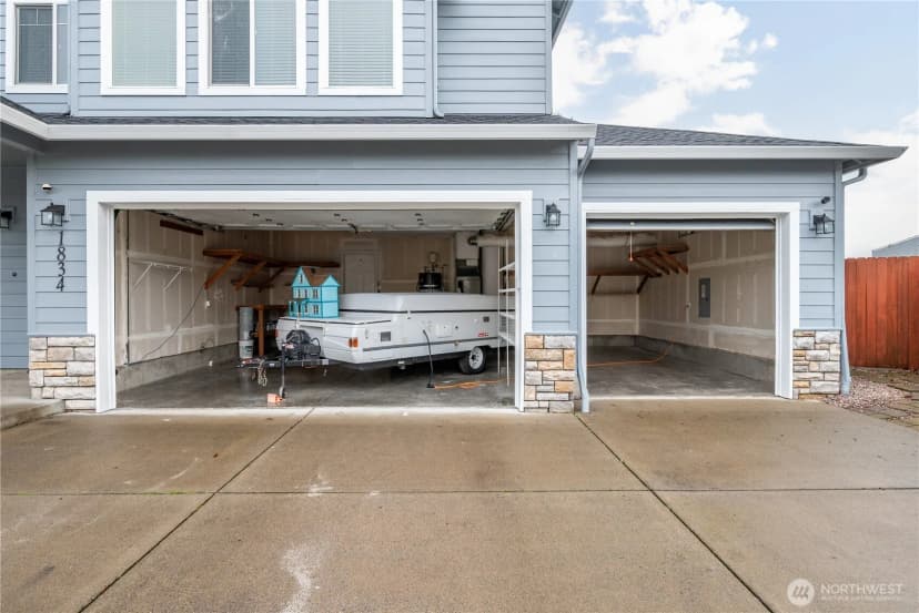 Property photo for 1834 Island Drive, Longview photo 6