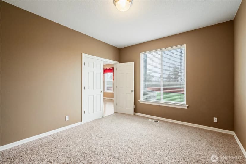 Property photo for 1834 Island Drive, Longview photo 18