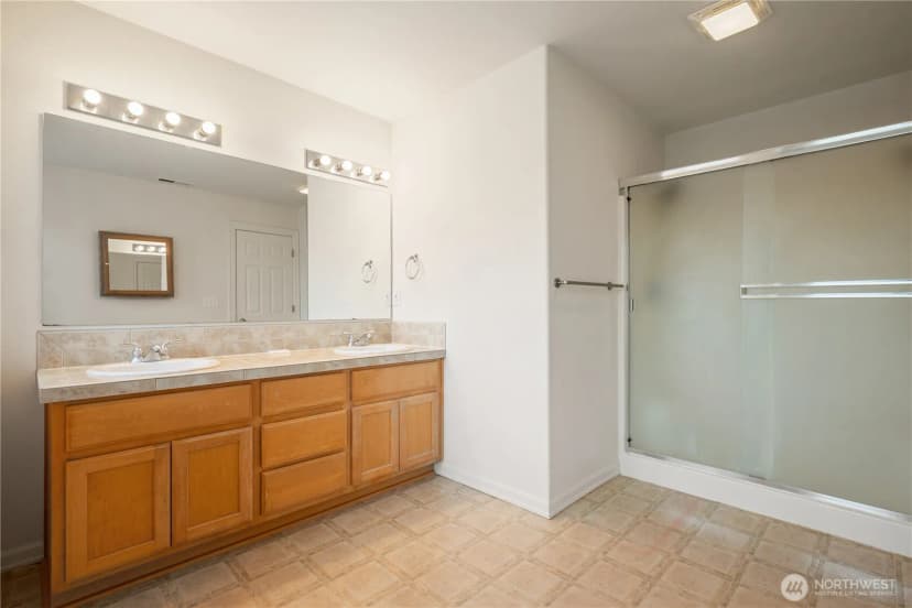 Property photo for 1834 Island Drive, Longview photo 22