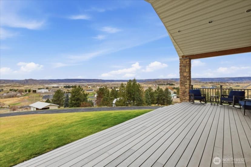 Property photo for 19994 Coulee View Road, Electric City photo 18
