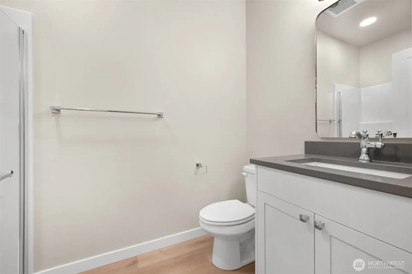 Property photo for 514 Northview Street, Bellingham photo 14