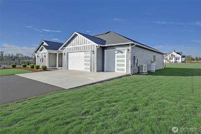Property photo for 27022 36th Avenue Nw, Stanwood photo 2