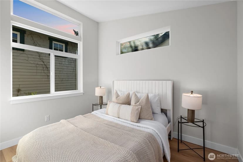 Property photo for 9228 B 22nd Avenue Sw, Seattle photo 14