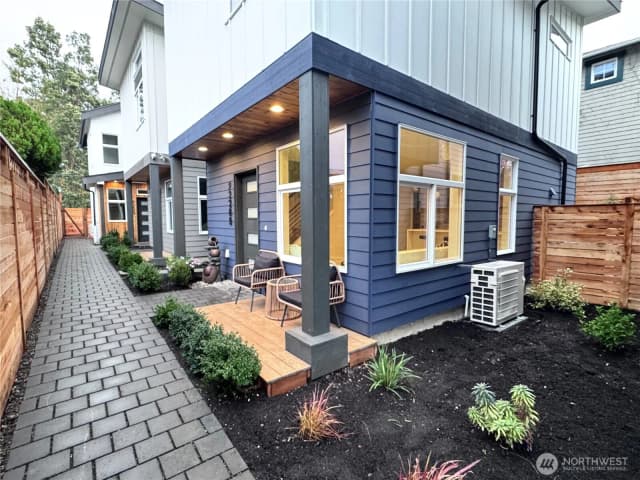Property photo for 9228 B 22nd Avenue Sw, Seattle