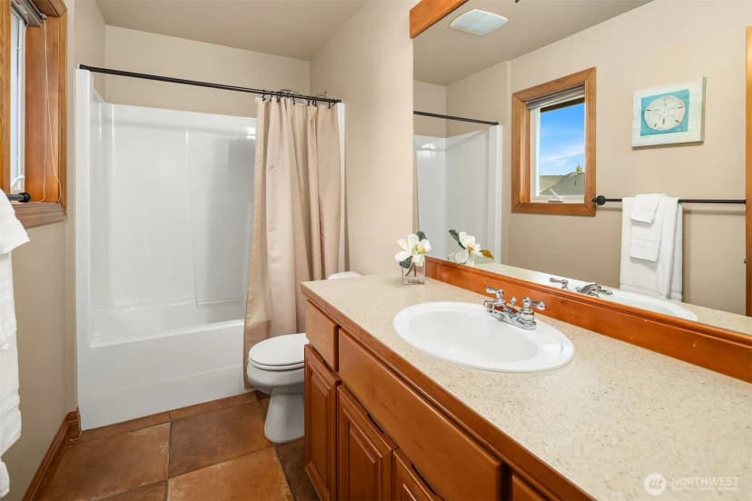 Property photo for 11868 174th Place Ne, Redmond photo 30