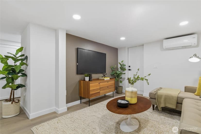 Property photo for 3448 14th Avenue W, Seattle photo 23