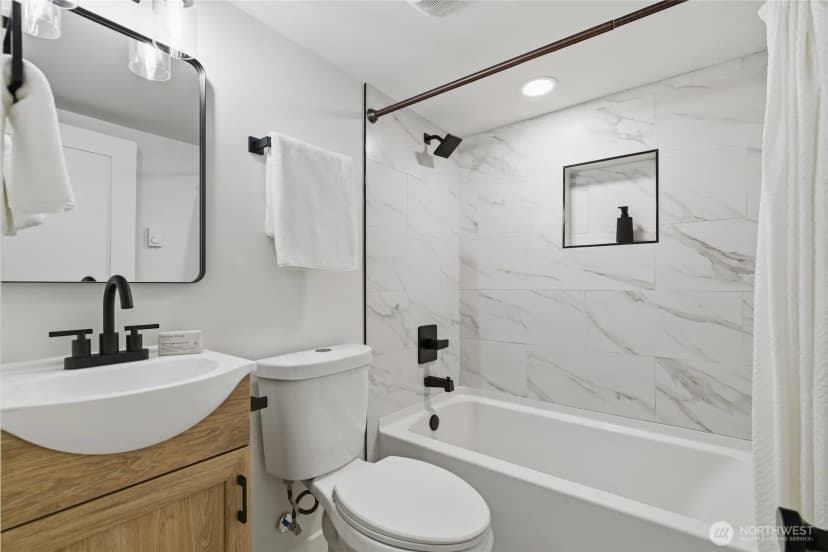 Property photo for 3448 14th Avenue W, Seattle photo 22