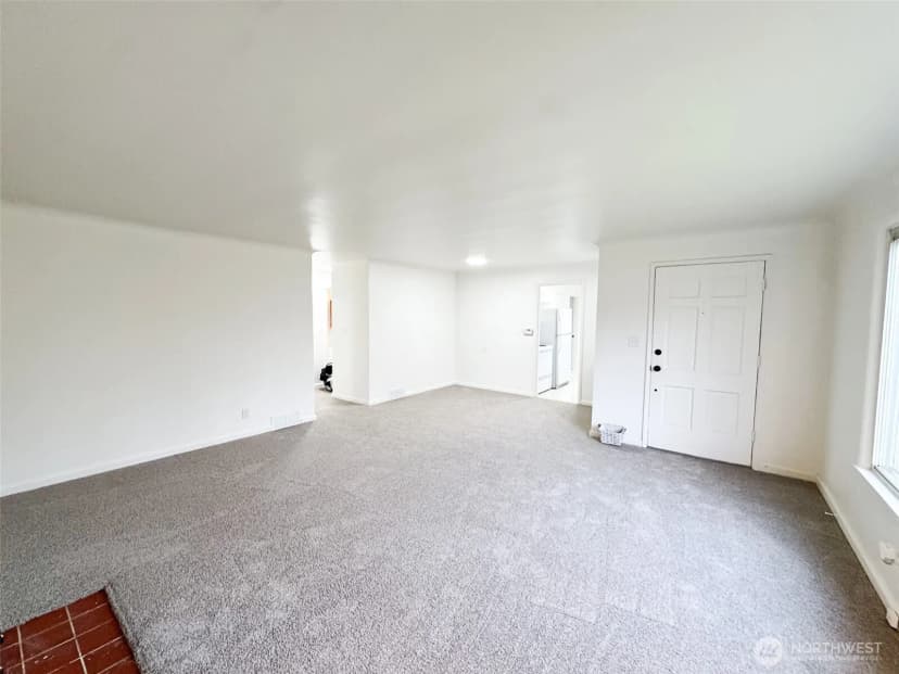 Property photo for 10218 34 Avenue Sw, Seattle photo 6