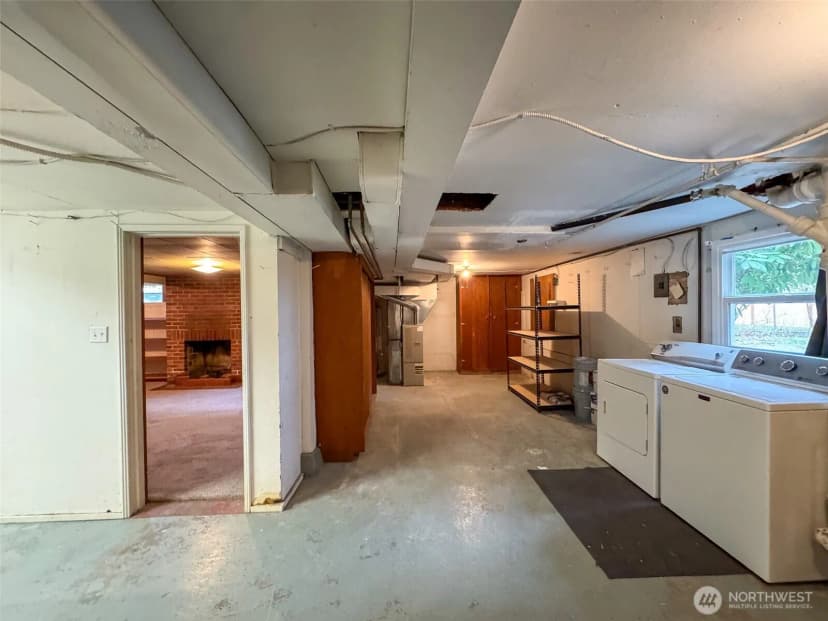 Property photo for 10218 34 Avenue Sw, Seattle photo 19