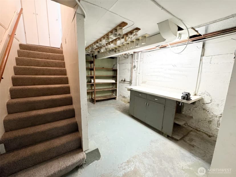 Property photo for 10218 34 Avenue Sw, Seattle photo 17