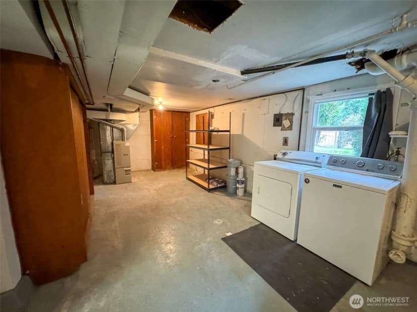 Property photo for 10218 34 Avenue Sw, Seattle photo 20