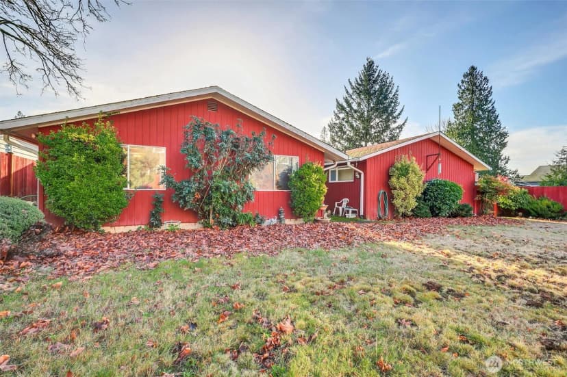 Property photo for 5118 Ne 3rd Street, Renton photo 37