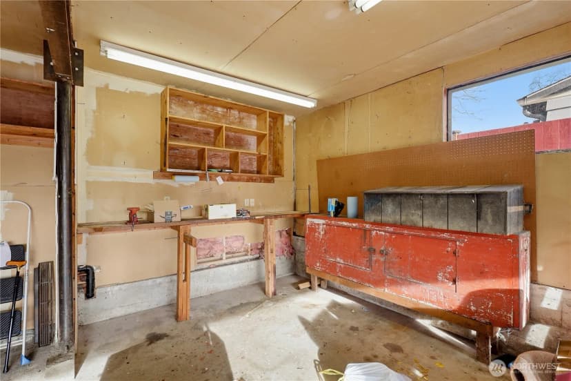 Property photo for 5118 Ne 3rd Street, Renton photo 34