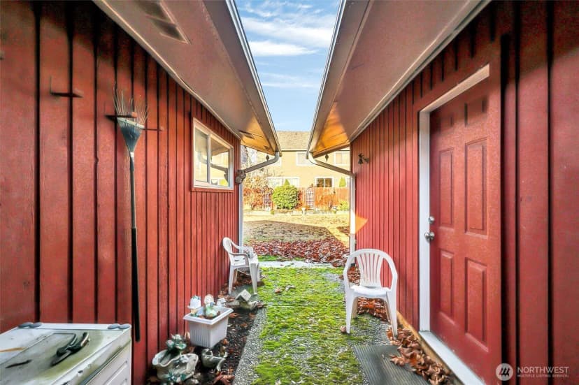 Property photo for 5118 Ne 3rd Street, Renton photo 39