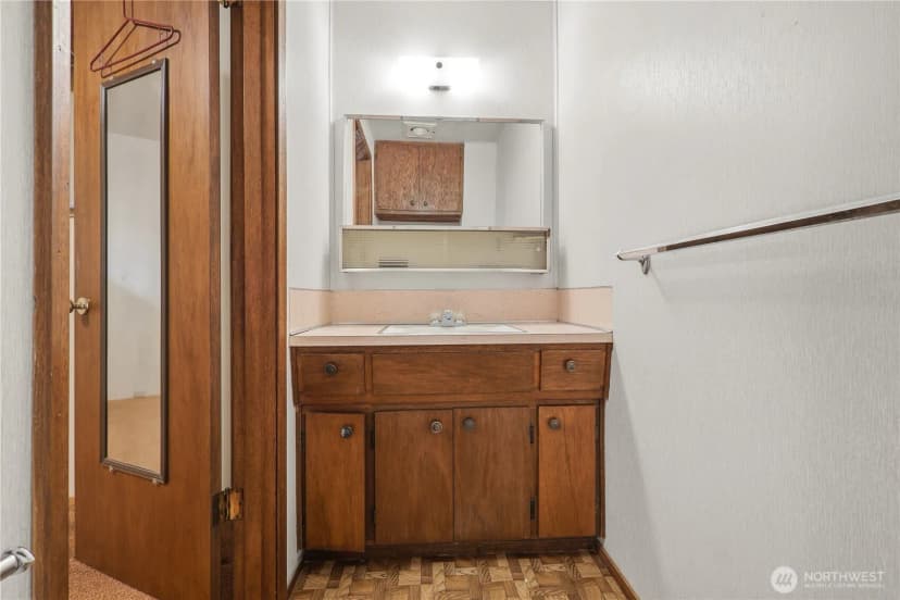 Property photo for 5118 Ne 3rd Street, Renton photo 31