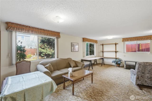 Property photo for 5118 Ne 3rd Street, Renton photo 3