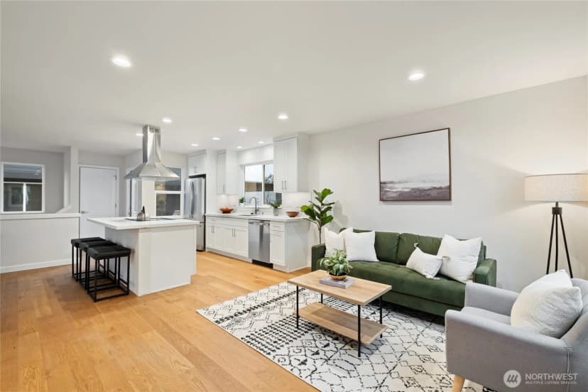 Property photo for 2846 22nd Avenue W, Seattle photo 6