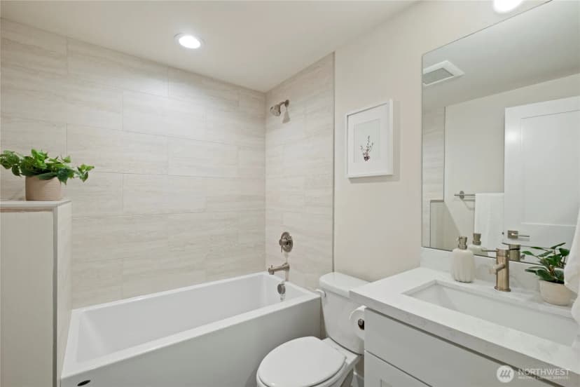 Property photo for 2846 22nd Avenue W, Seattle photo 21