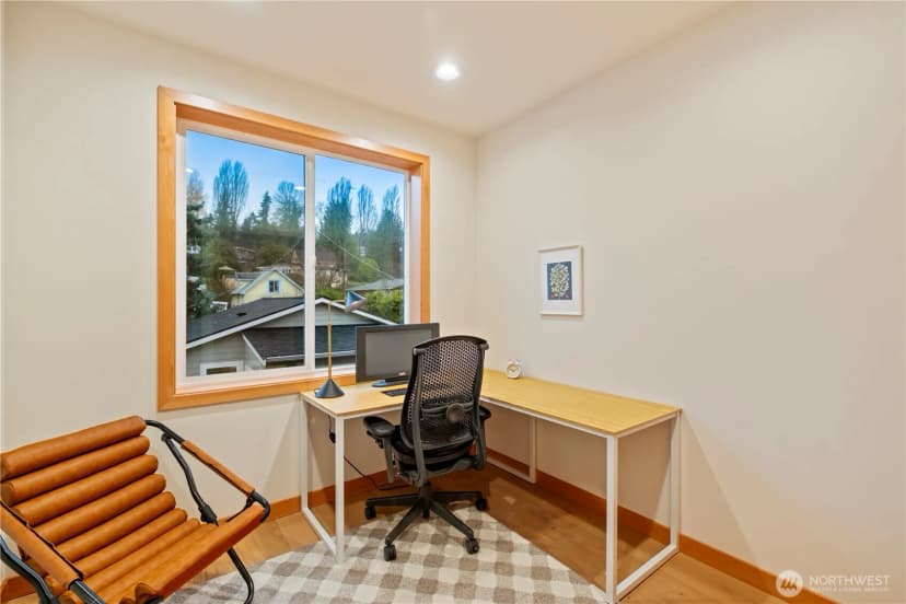 Property photo for 2844 B 22nd Avenue W, Seattle photo 24