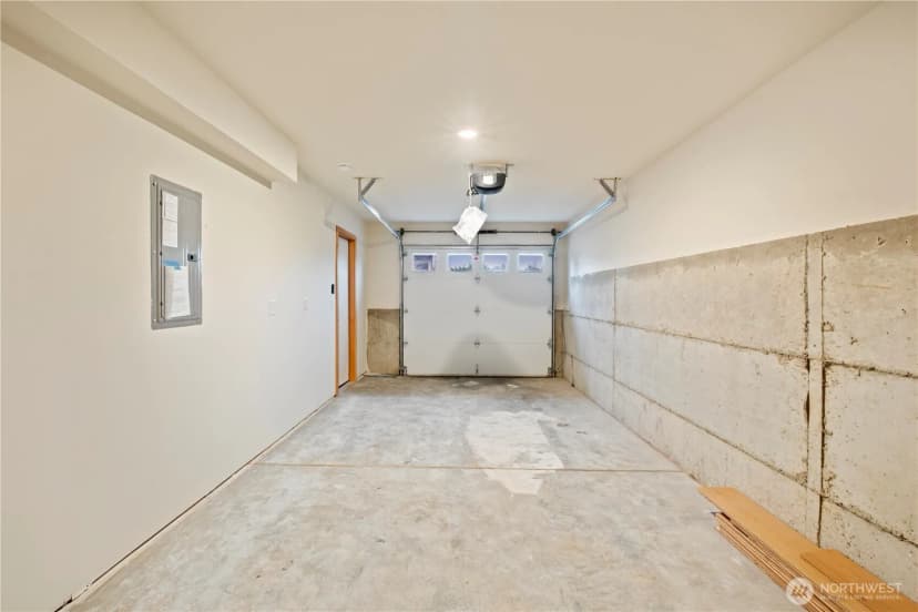 Property photo for 2844 B 22nd Avenue W, Seattle photo 13