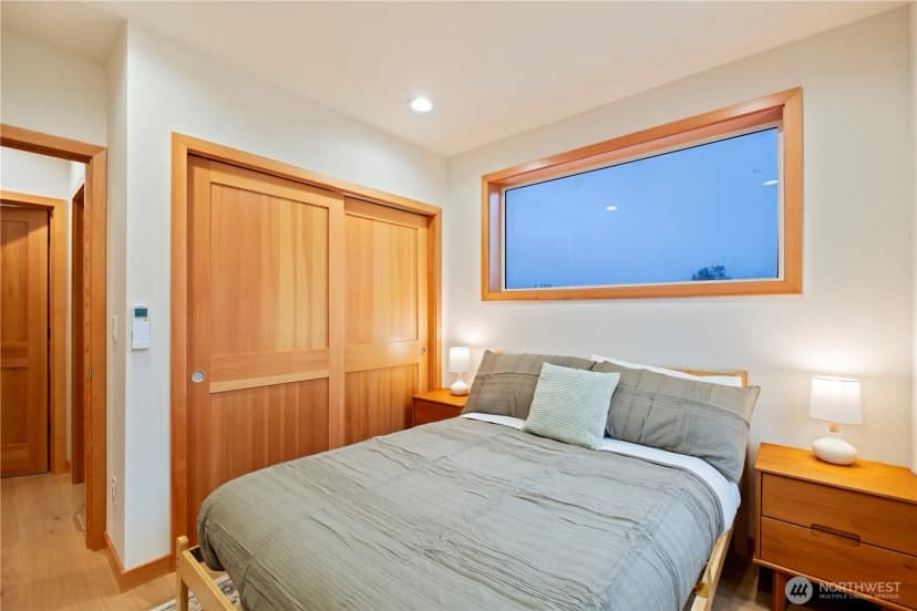Property photo for 2844 B 22nd Avenue W, Seattle photo 22