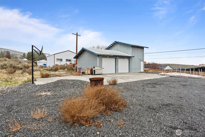 Property photo for 401 Statter Road, Ephrata photo 5