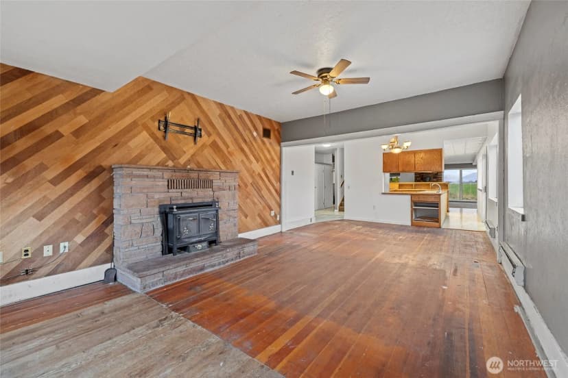 Property photo for 9685 Green Road, Burlington photo 13