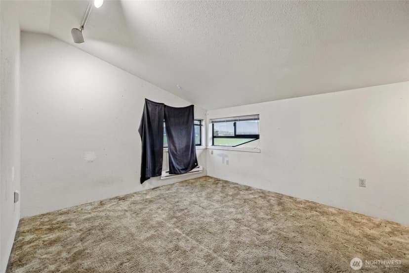 Property photo for 9685 Green Road, Burlington photo 29