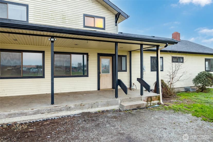 Property photo for 9685 Green Road, Burlington photo 10