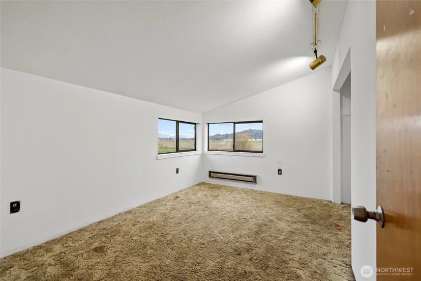 Property photo for 9685 Green Road, Burlington photo 28