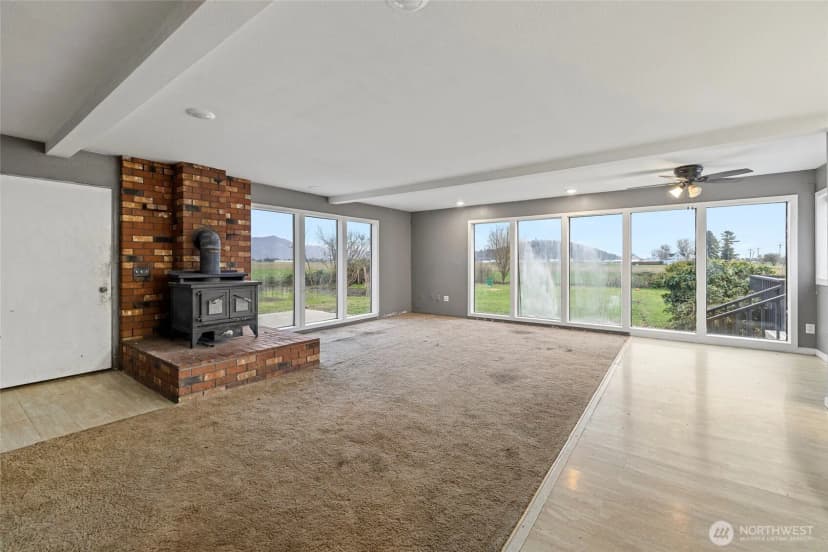 Property photo for 9685 Green Road, Burlington photo 14